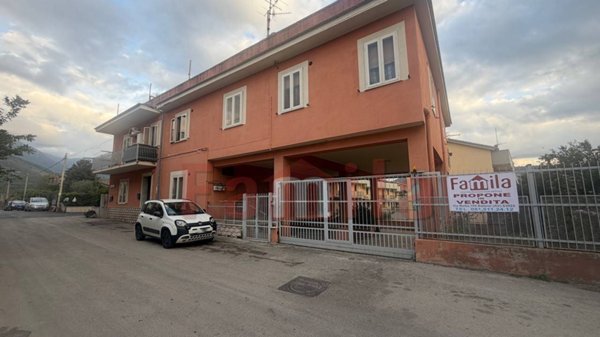 appartamento in vendita ad Avella