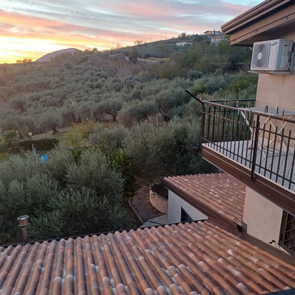 casa indipendente in vendita ad Avella