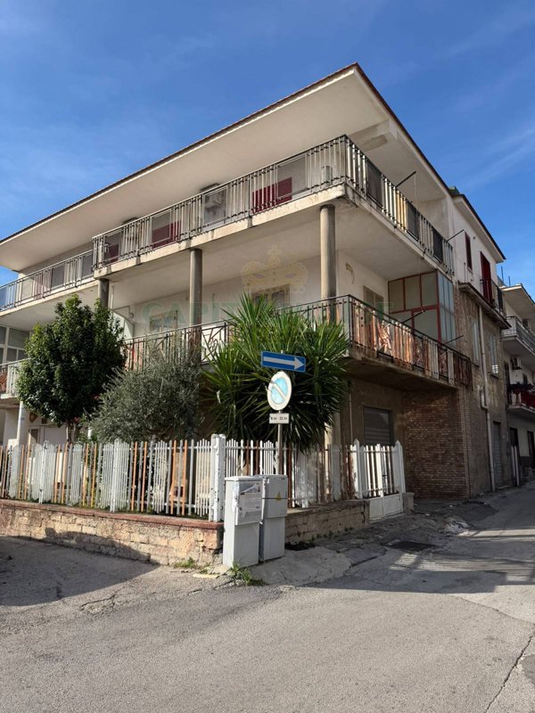 appartamento in vendita ad Avella