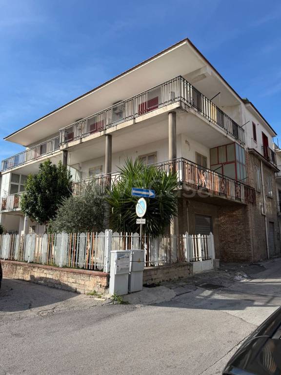 appartamento in vendita ad Avella