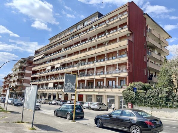 negozio in vendita ad Avellino