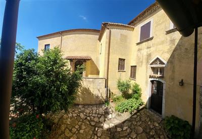 casa indipendente in vendita ad Avellino