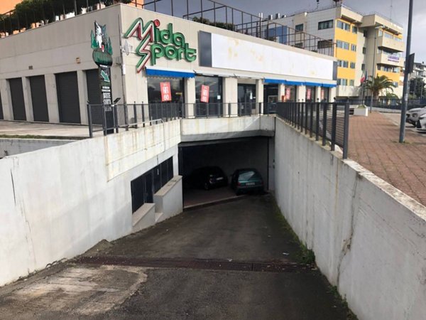 locale commerciale in vendita ad Avellino