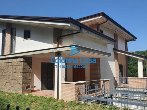 casa indipendente in vendita ad Avellino