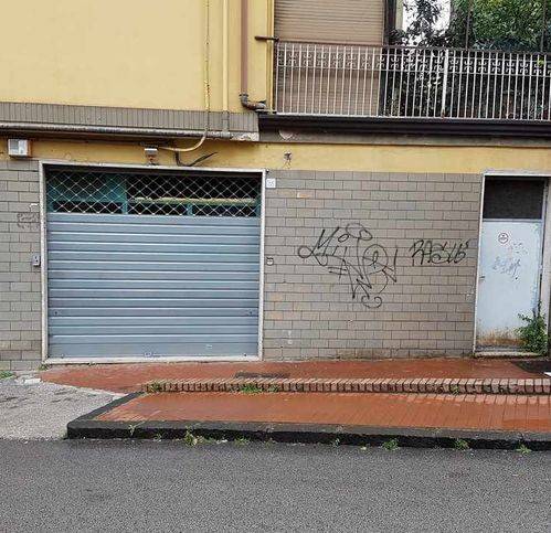 negozio in vendita ad Avellino