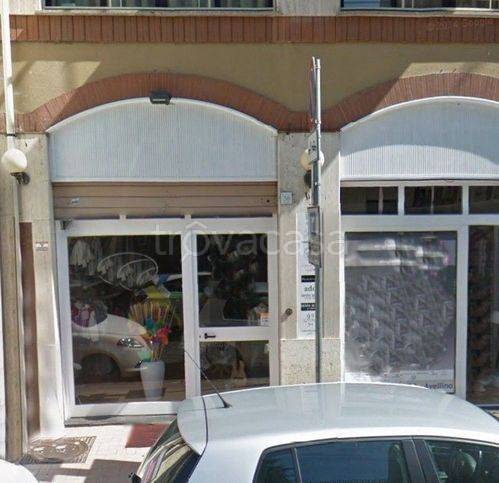 negozio in vendita ad Avellino