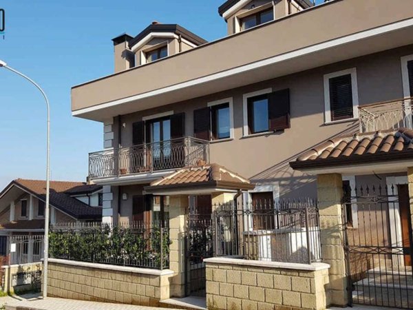 appartamento in vendita ad Avellino