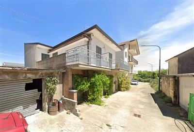 casa indipendente in vendita ad Avellino