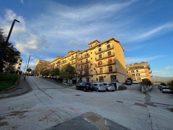appartamento in vendita ad Avellino in zona Centro Città