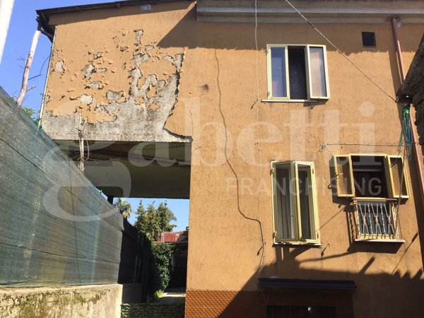 casa indipendente in vendita ad Avellino