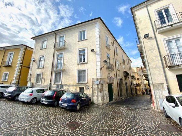 appartamento in vendita ad Avellino in zona Centro Città
