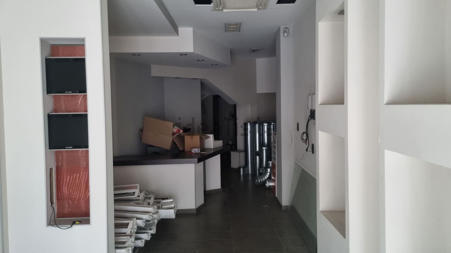 locale commerciale in vendita ad Avellino
