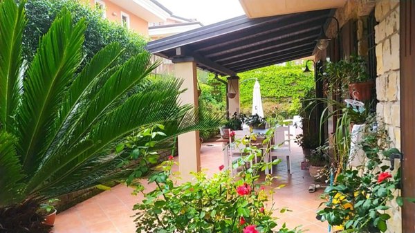 casa indipendente in vendita ad Avellino