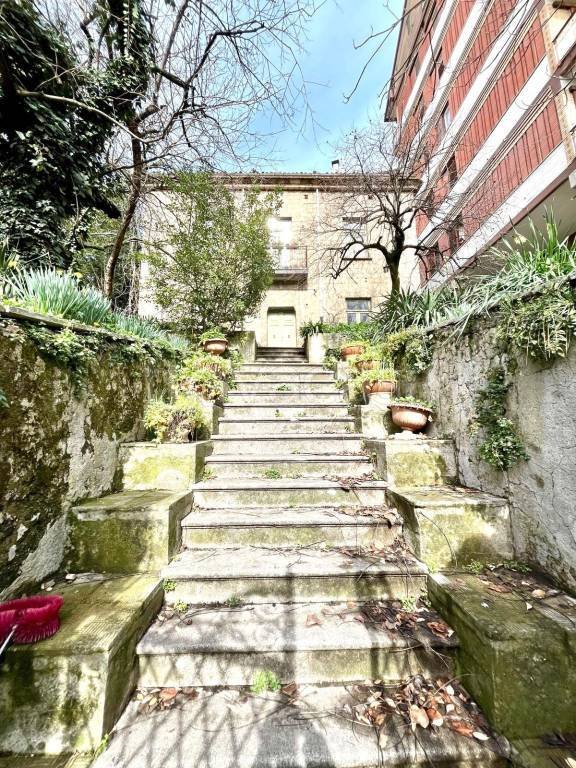 casa indipendente in vendita ad Avellino