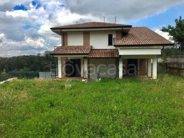 casa indipendente in vendita ad Avellino