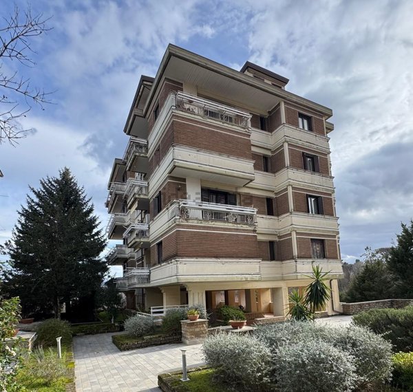 appartamento in vendita ad Avellino