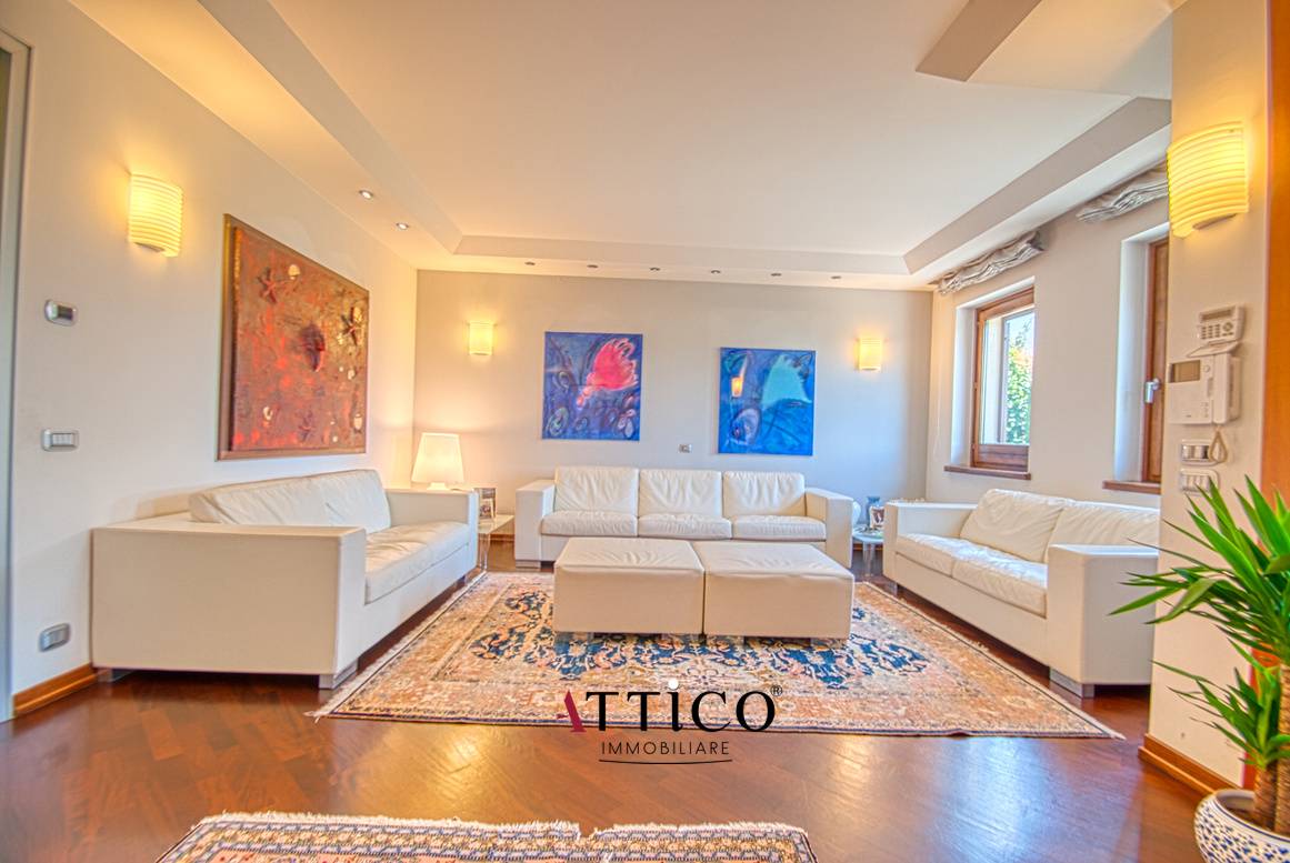 casa indipendente in vendita ad Avellino