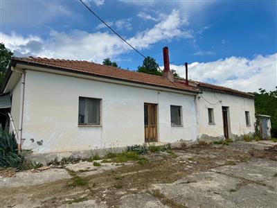 casa indipendente in vendita ad Avellino