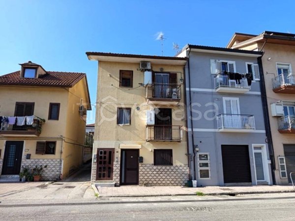 appartamento in vendita ad Avellino in zona Pianodardine