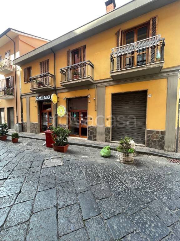 negozio in vendita ad Avellino