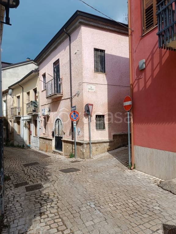casa indipendente in vendita ad Avellino