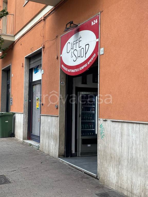 negozio in vendita ad Avellino
