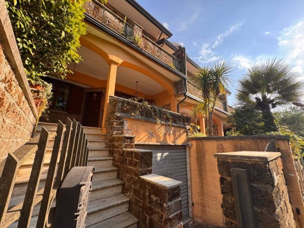 casa indipendente in vendita ad Avellino