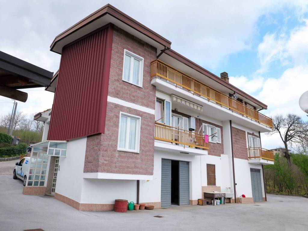 casa indipendente in vendita ad Avellino