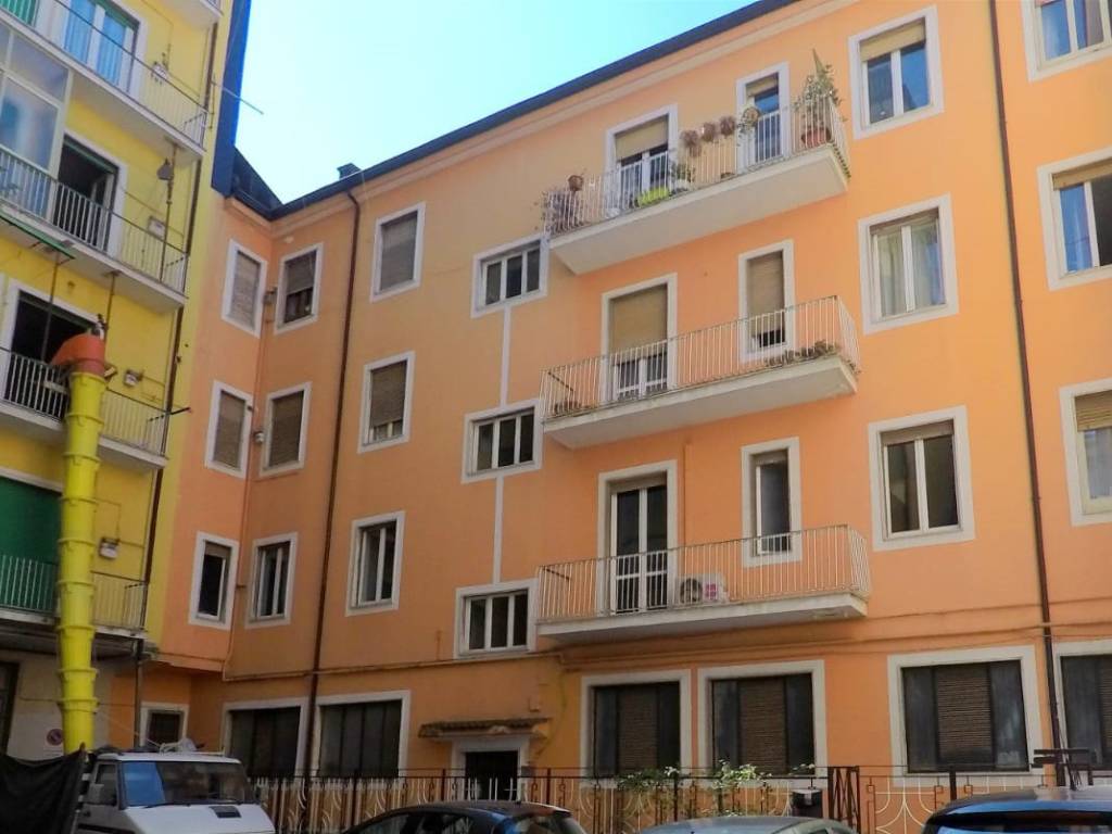 appartamento in vendita ad Avellino