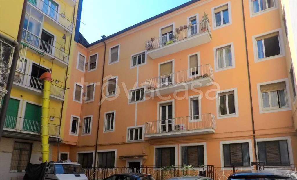 appartamento in vendita ad Avellino in zona Centro Città