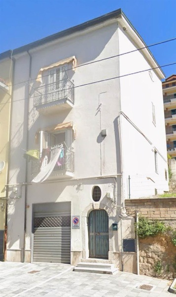 casa indipendente in vendita ad Avellino