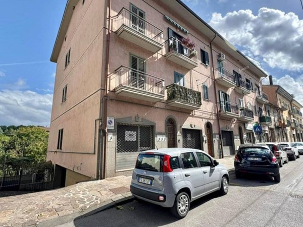 casa indipendente in vendita ad Avellino