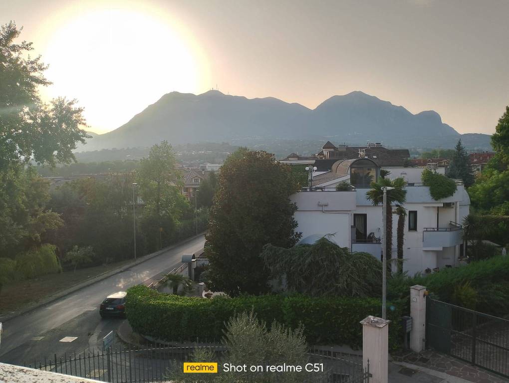 casa indipendente in vendita ad Avellino
