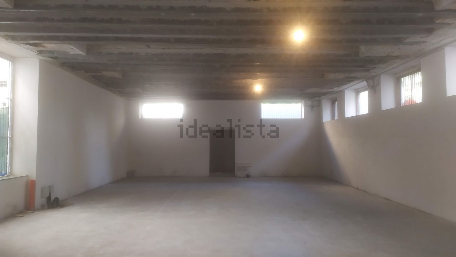 negozio in vendita ad Avellino in zona Centro Città