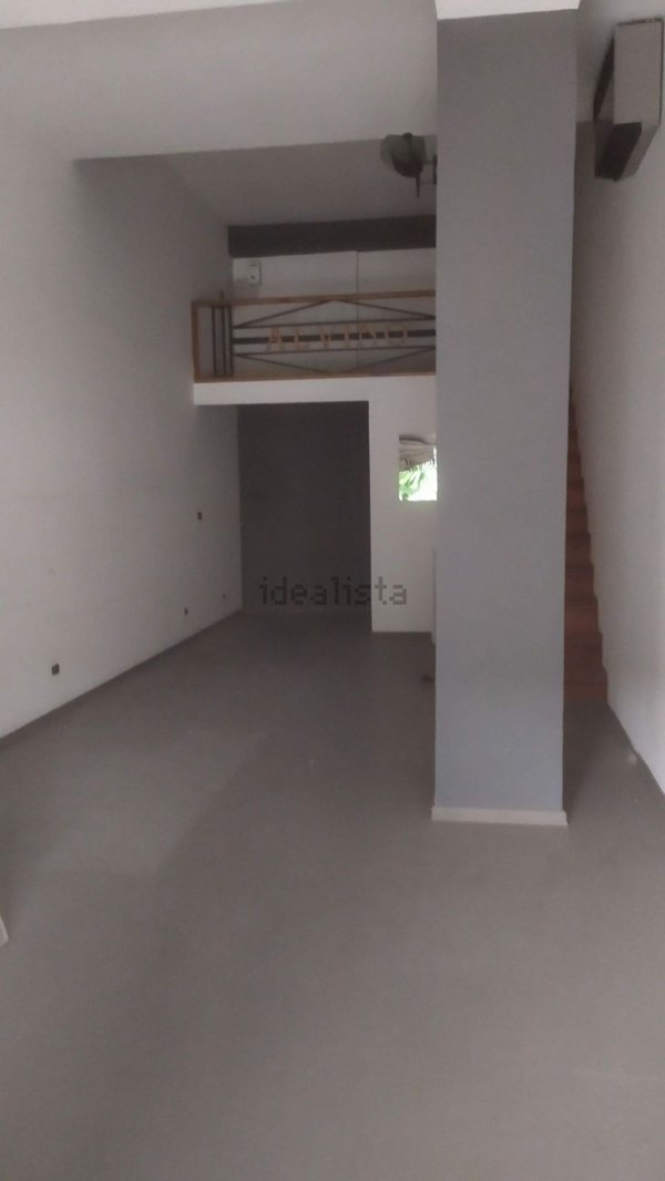 locale commerciale in vendita ad Avellino in zona Centro Città