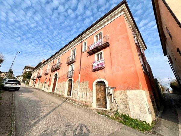 intera palazzina in vendita ad Avellino