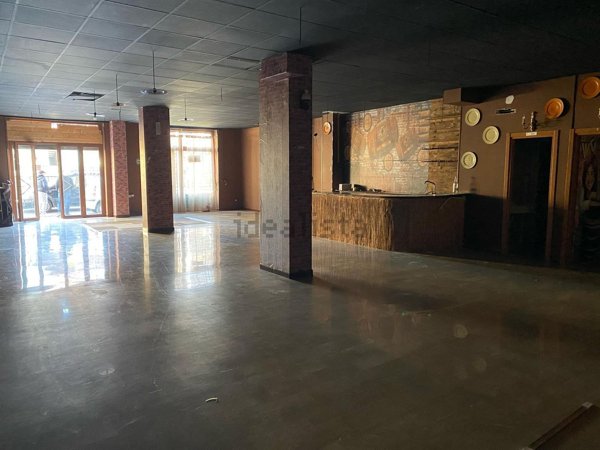 negozio in vendita ad Avellino