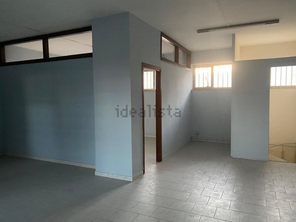 locale commerciale in vendita ad Avellino