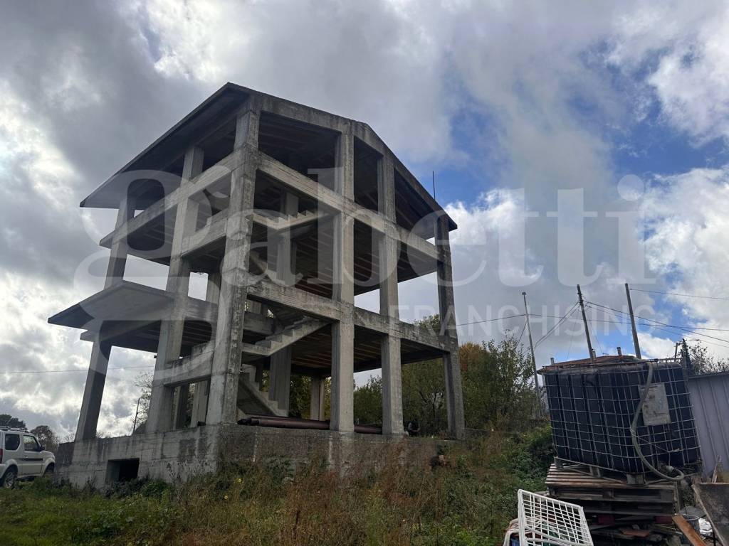 casa indipendente in vendita ad Avellino