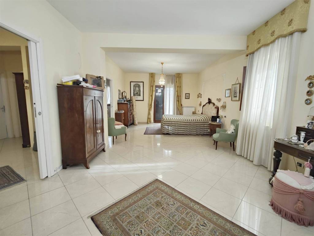 casa indipendente in vendita ad Avellino in zona Centro Città