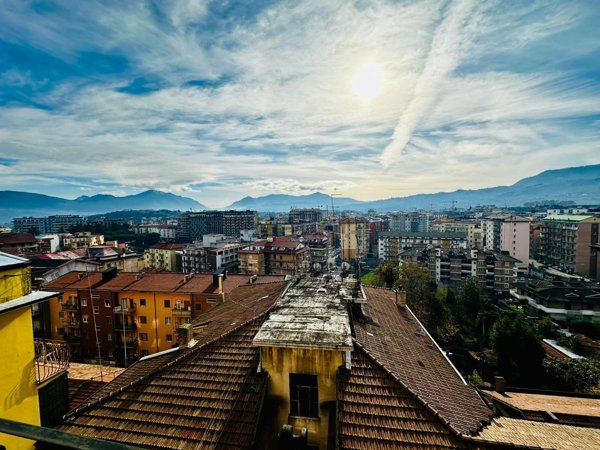 appartamento in vendita ad Avellino in zona Centro Città