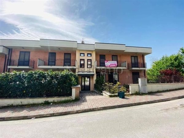 casa indipendente in vendita ad Avellino