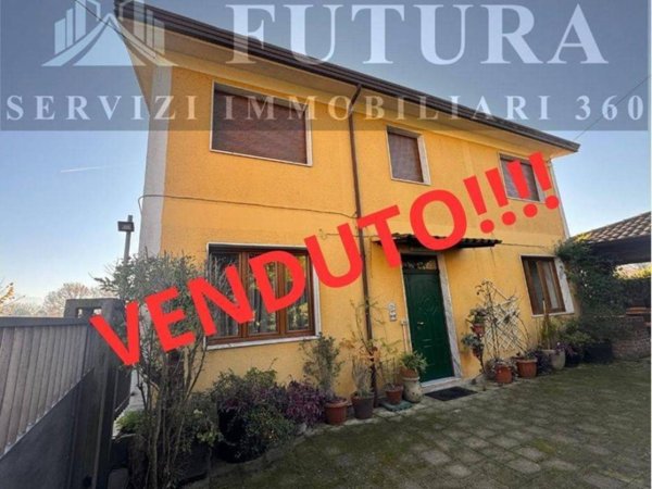 casa indipendente in vendita ad Avellino