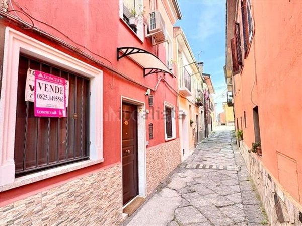 casa semindipendente in vendita ad Avellino