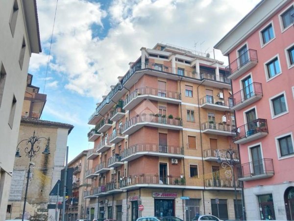appartamento in vendita ad Avellino in zona Centro Città