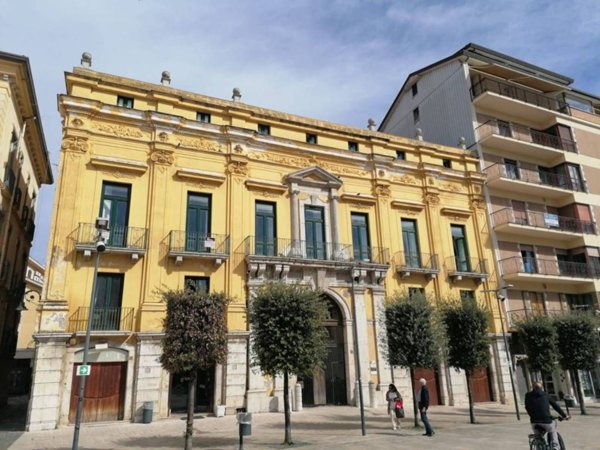 appartamento in vendita ad Avellino