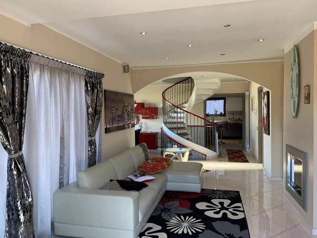 casa indipendente in vendita ad Avellino