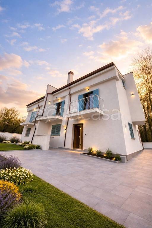 casa indipendente in vendita ad Avellino