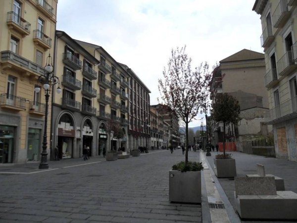 appartamento in vendita ad Avellino in zona Centro Città