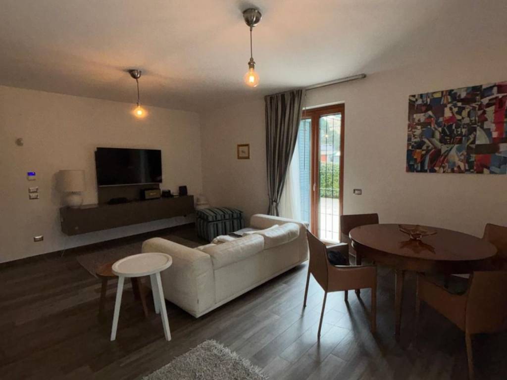 casa indipendente in vendita ad Avellino in zona Picarelli